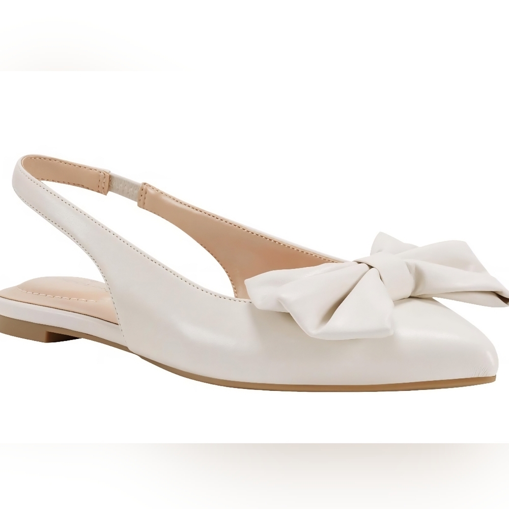 New Women's Bandolino Simona 3 Ivory Slingback Flats